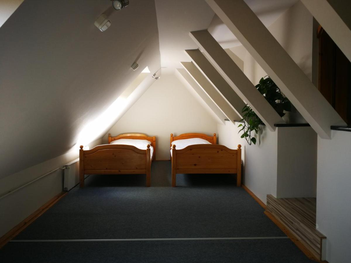 Tornyos Panzio Es Etterem Hotell Matrafured Exteriör bild